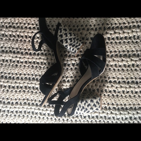 Fergalicious heels by Fergie open toe 3 1/2 “ heel - Picture 10 of 12